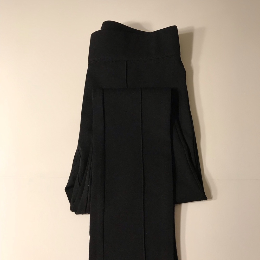Black Tahari Knit Pants Sz: M  “NEW”